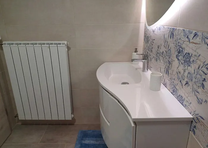 Mountain Vibrant And Timeless With Sauna - With Terrace