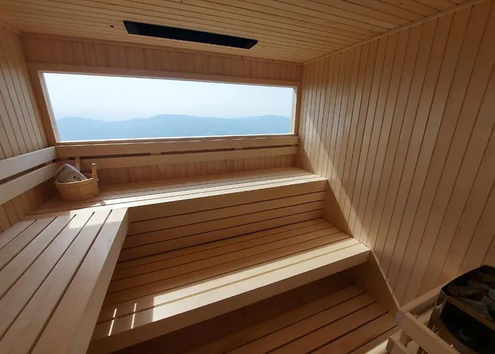 Mountain Vibrant And Timeless With Sauna - With Terrace